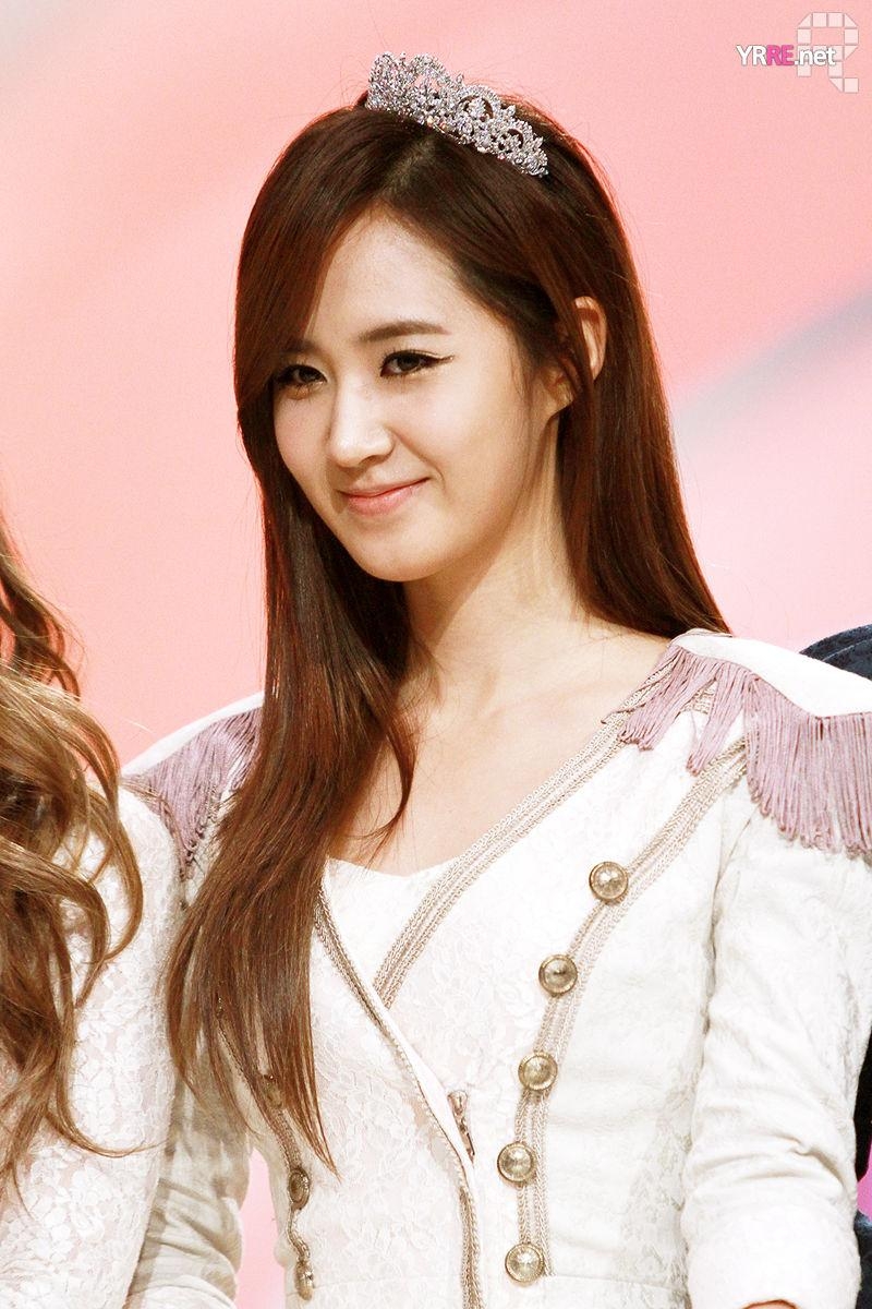 Kwon Yuri, HD, Download, Wallpaper, Musik, 800x1200 HD Handy